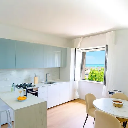 Διαμέρισμα Bilocale Fronte Mare Con Parcheggio & Porto San Giorgio