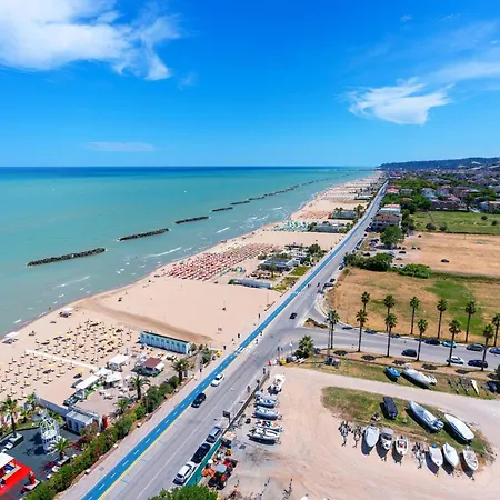 公寓 Bilocale Fronte Mare Con Parcheggio & 波尔图圣乔治